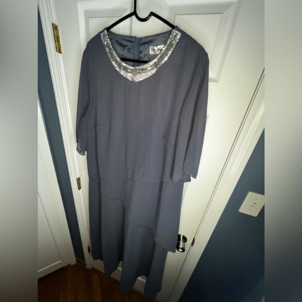 NWT Fly Curvy Plus Size 3XL Gray Jeweled Mother of the Bride Formal Dress 3X